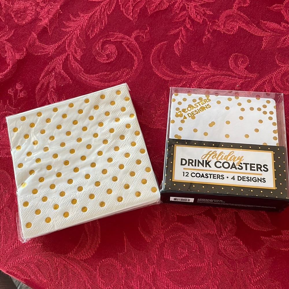 NWPackaging 20 cocktail napkins & 12 coasters